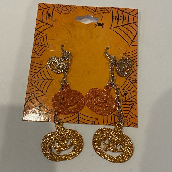 3-Piece Bundle of Women's Halloween Jack-o-Lantern-Themed Accessories NWT - Picture 4 of 5